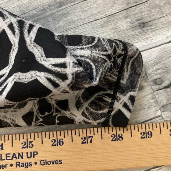 CALIA  Women's Essential Tight Fit Charcoal Geo Ankle Leggings Size L - Picture 10 of 12